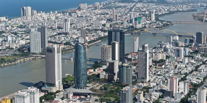 Các tòa chung cư cao tầng hiện đại tại Đà Nẵng nhìn từ trên cao
